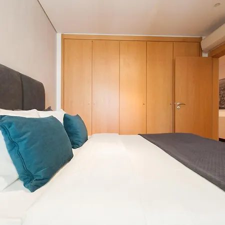 Living Graca Lisbon