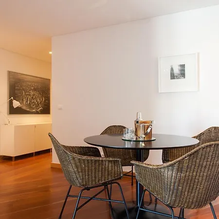 Living Graca Lisbon