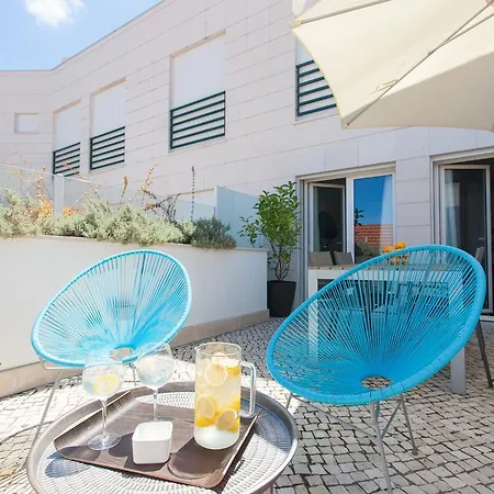Living Graca Lisbon
